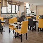 Western Hermitage مورويْ سور مير