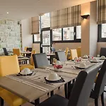 Western Hermitage Hotel 4*