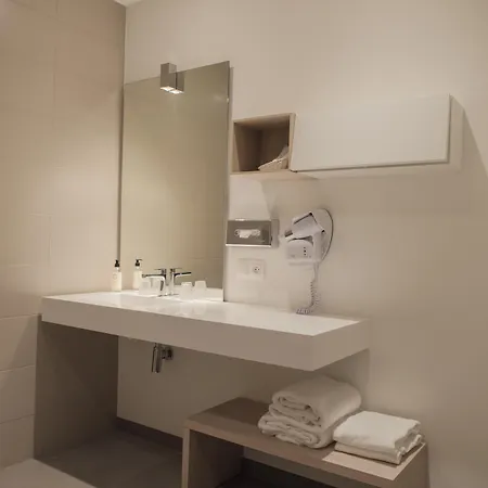 Hotel Western Hermitage 4*