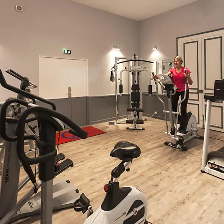 Western Hermitage Hotel 4*