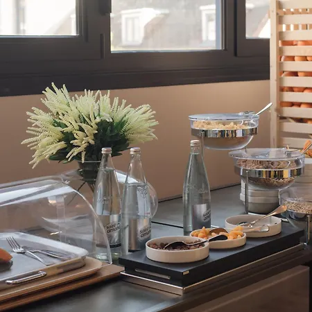 Western Hermitage Hotel