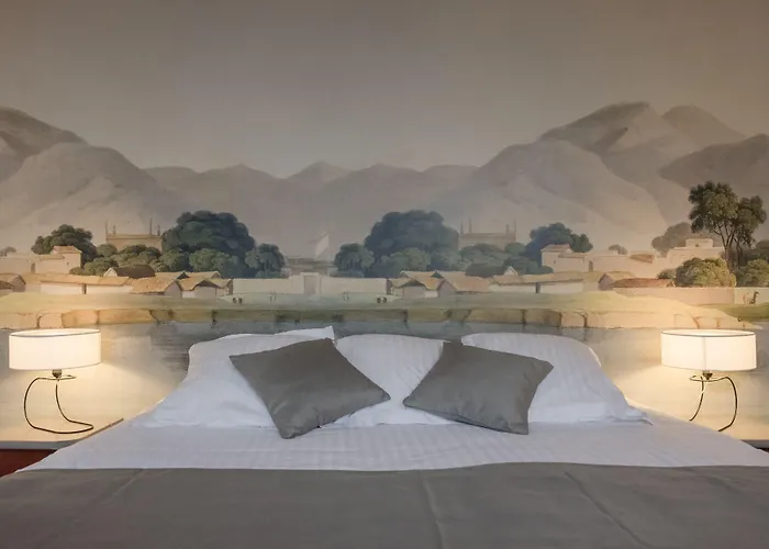 Western Hermitage 4*