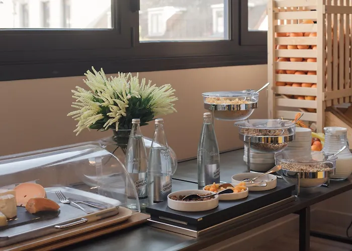 Western Hermitage Hotel