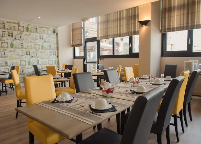 Western Hermitage Hotel 4*