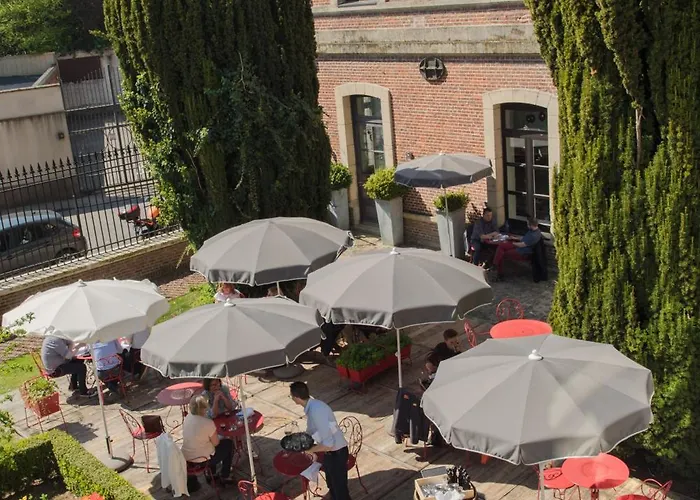 Western Hermitage Hotel