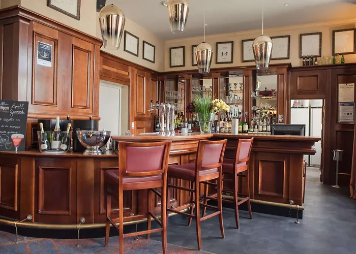 Hotel Western Hermitage 4*